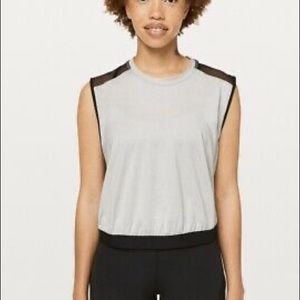 Lululemon lab geo tank size 6